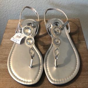 Fioni - NEW Silver Sandals with Embellishments Size 6.5